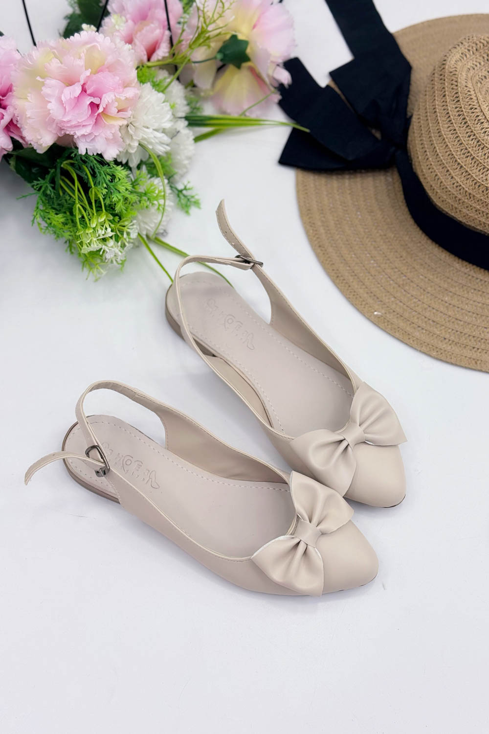 OKÇESİ AÇIK FİYONKLU KADIN BABET AYAKKABI