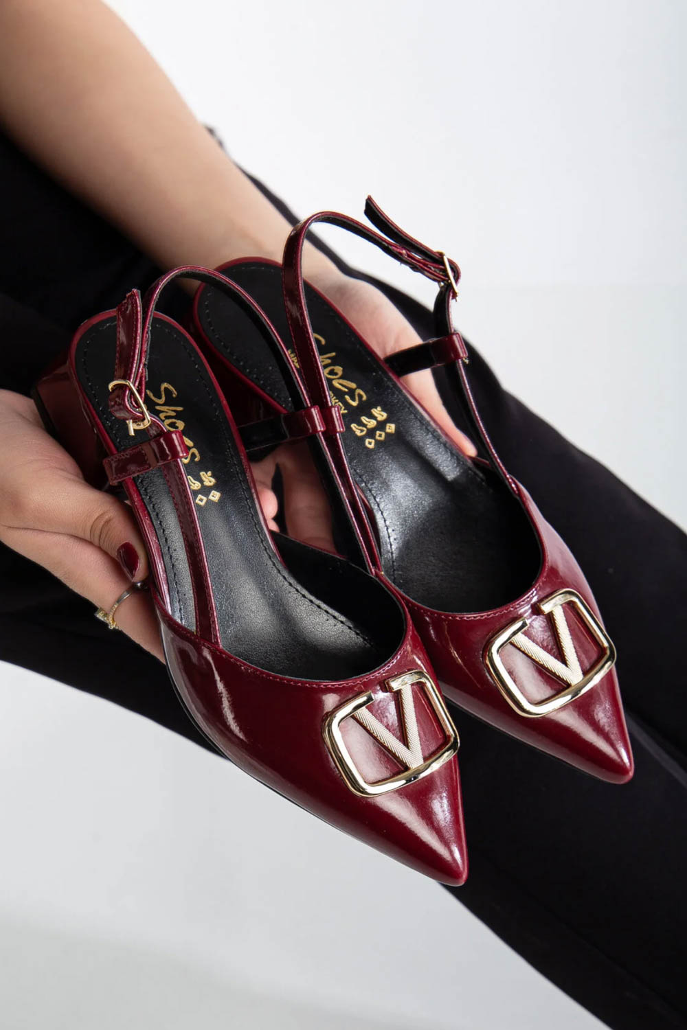 V TOKALI KADIN BABET AYAKKABI