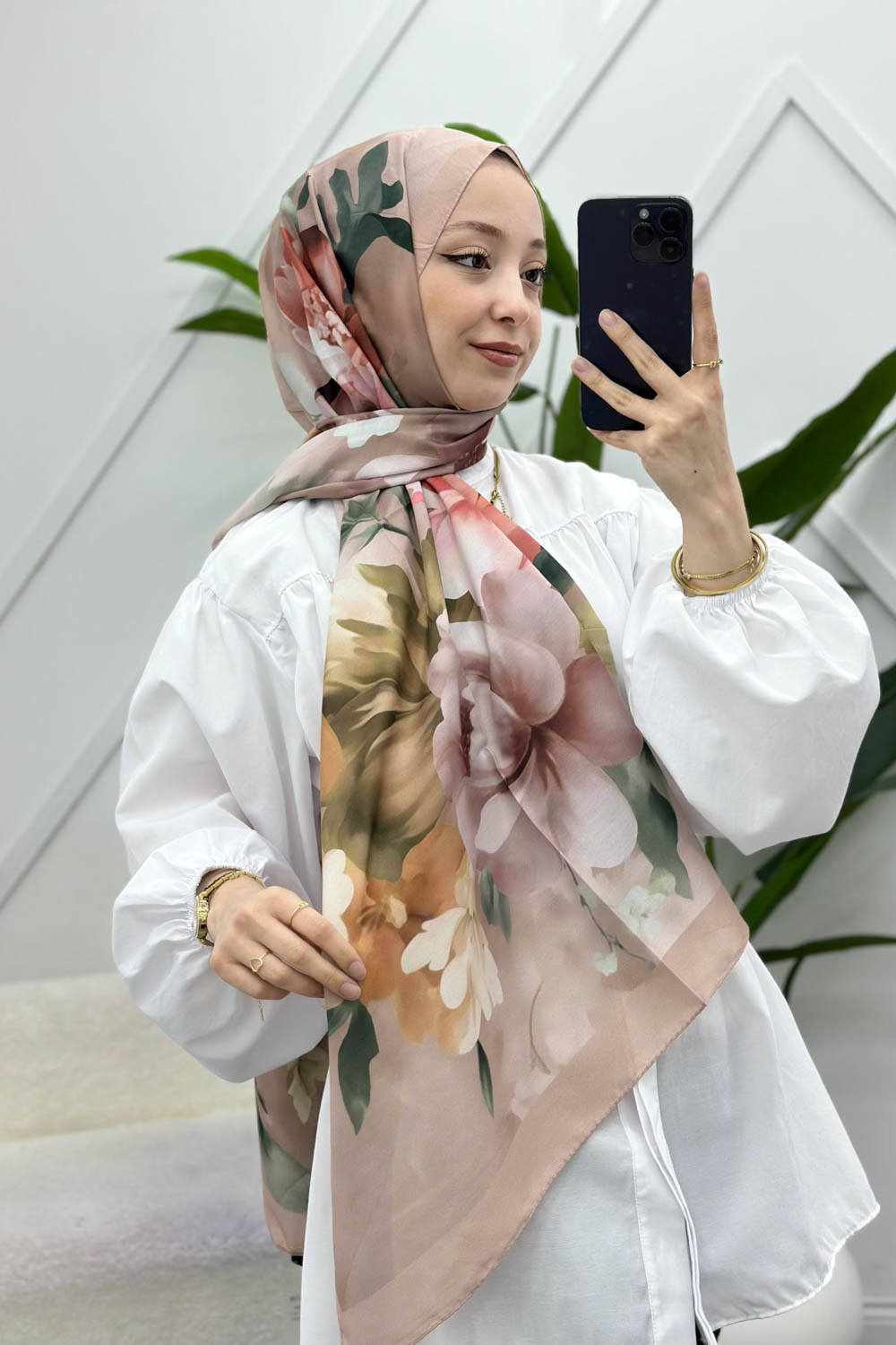 BAHAR ÇİÇEKLERİ DESENLİ PAMUK ŞAL