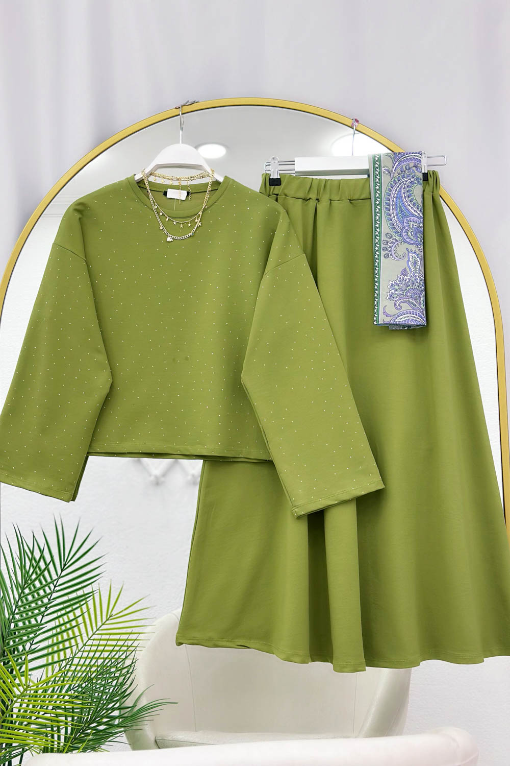 IŞILTILI PENYE ETEKLİ KADIN TAKIM