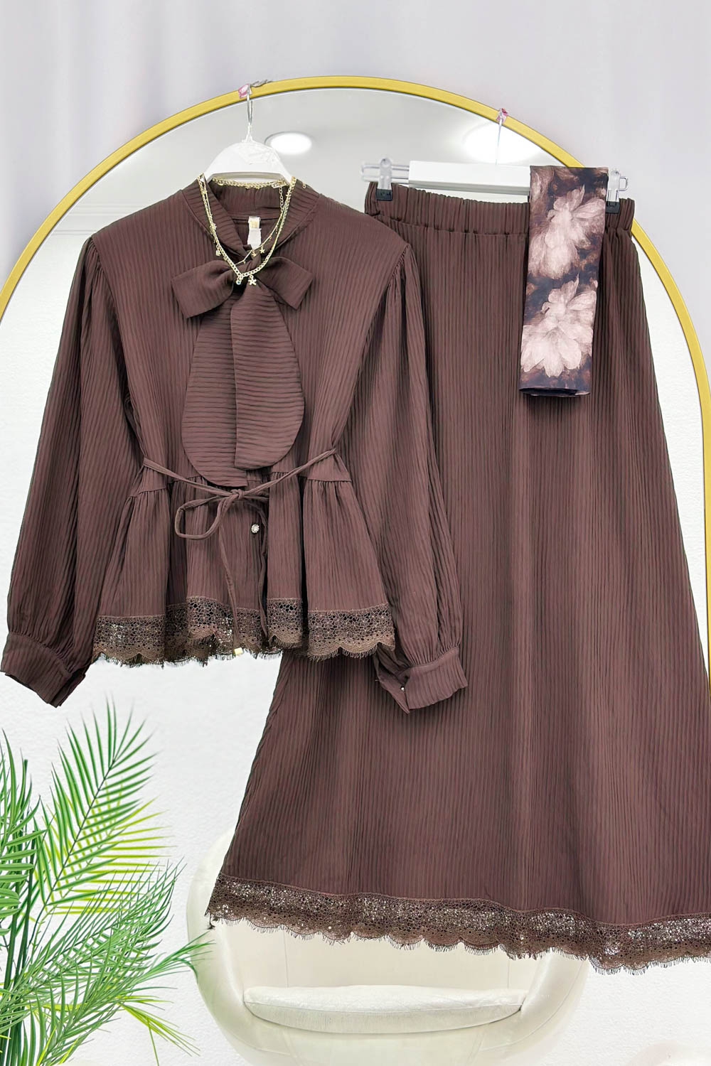 DANTEL DETAYLI KADIN TAKIM