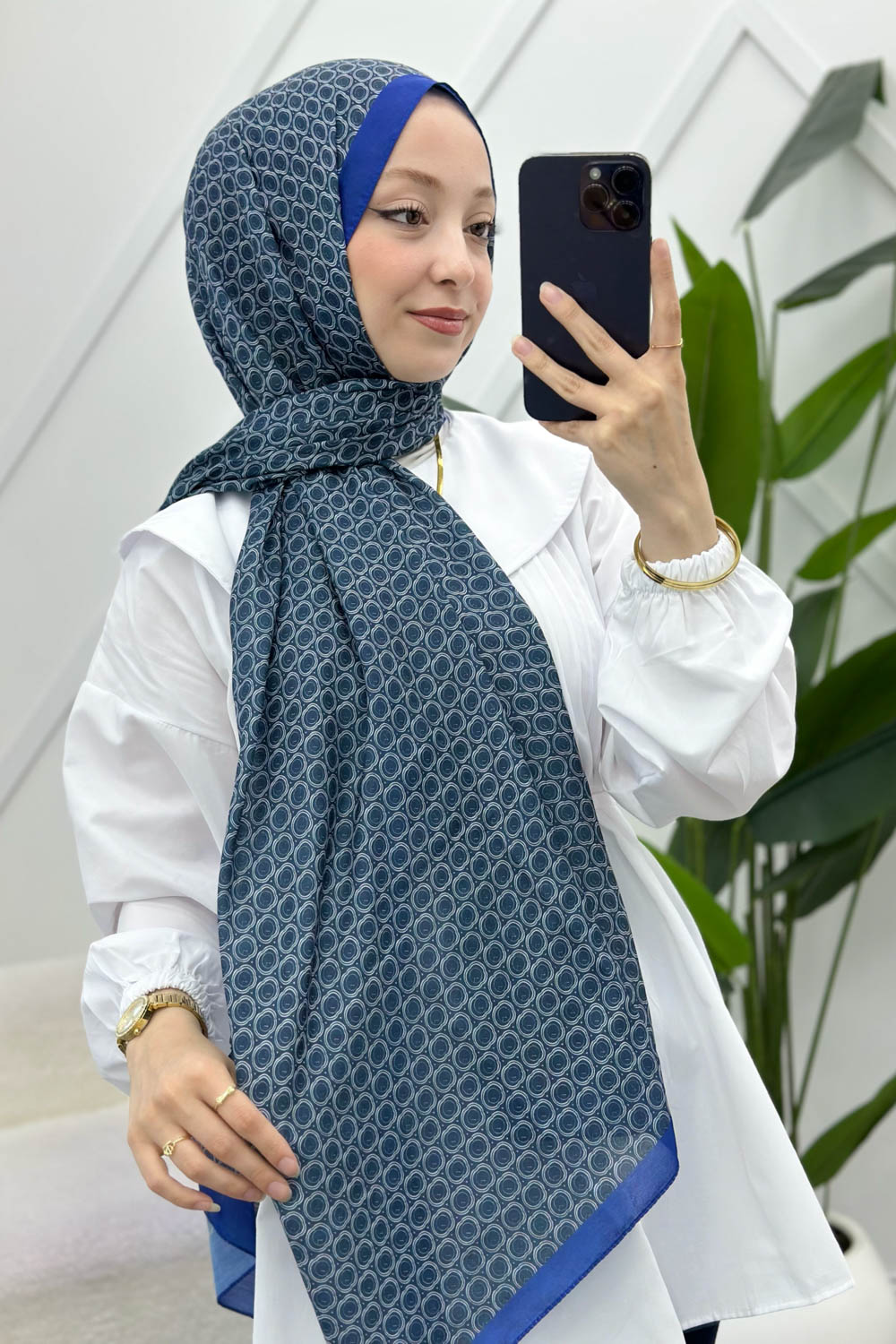 MONOKROM DESENLİ ŞAL