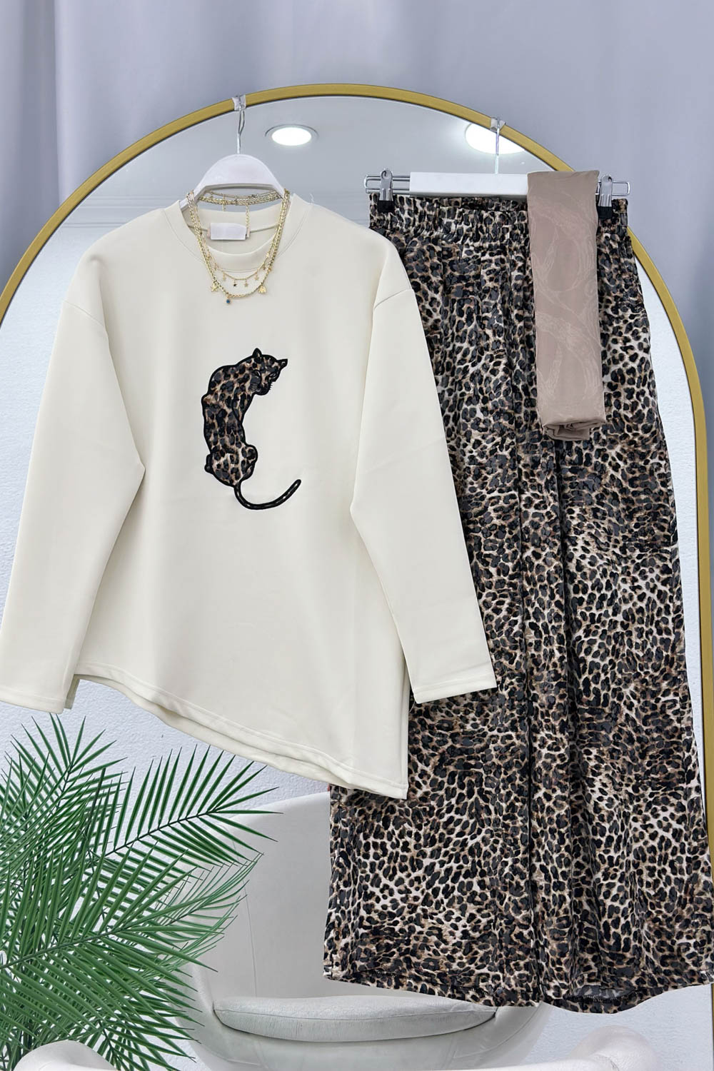 LEOPAR ASMETRİK KESİM PANTOLON TAKIM