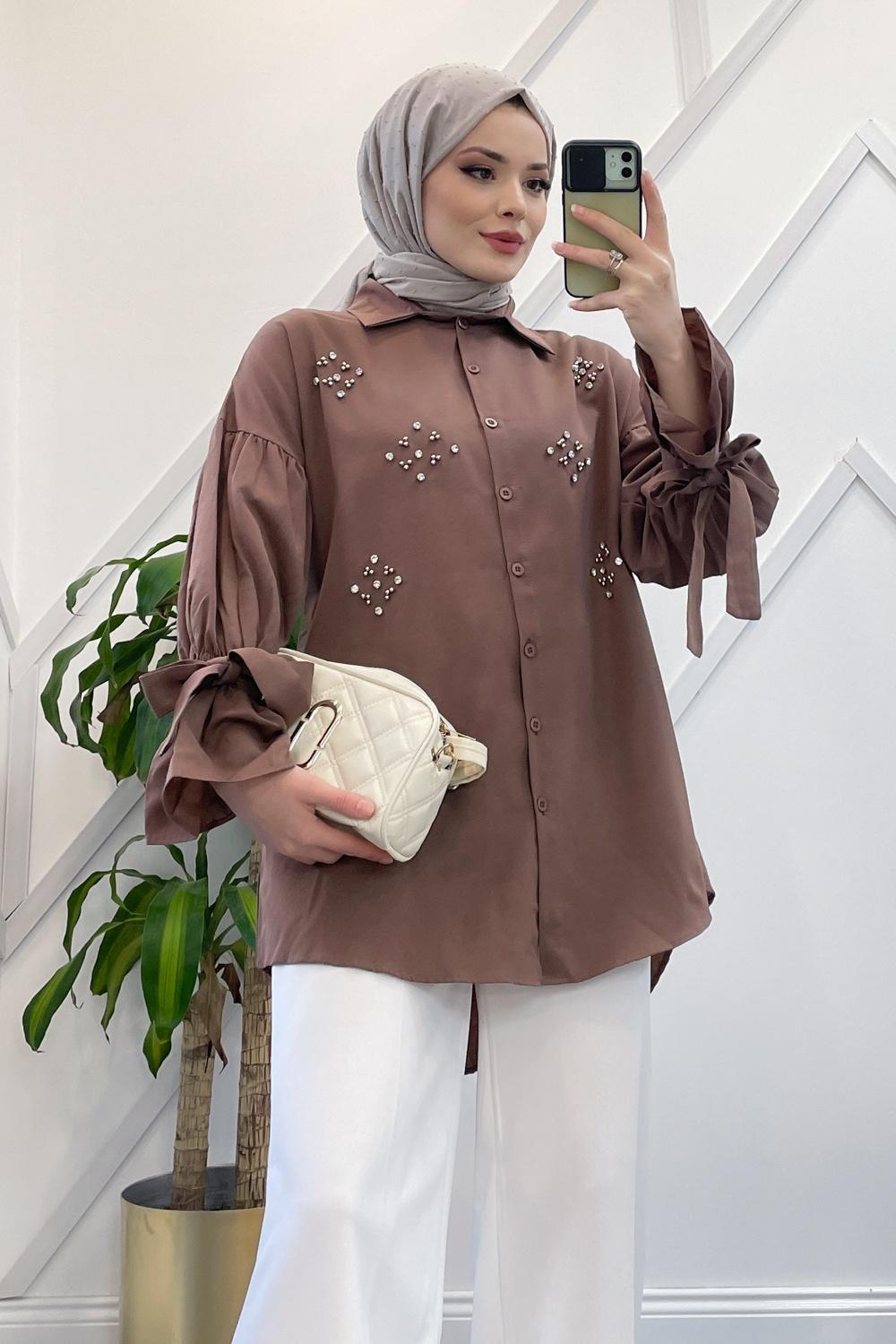 KOLLARI BAĞLAMALI TAŞLI GÖMLEK