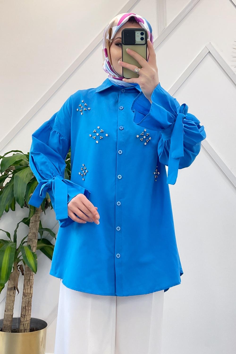 KOLLARI BAĞLAMALI TAŞLI GÖMLEK