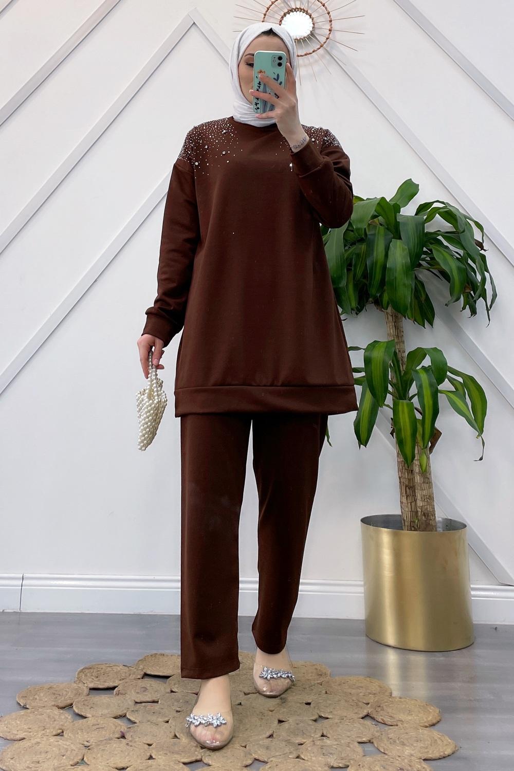 OMUZU TAŞ DETAYLI SPOR  TAKIM