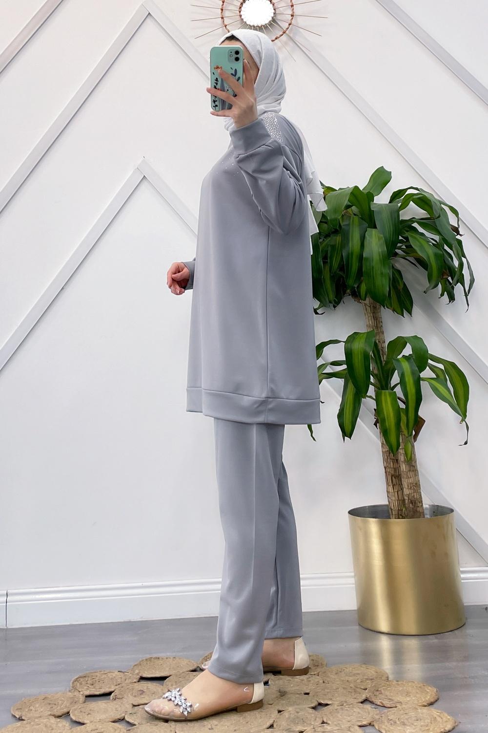 OMUZU TAŞ DETAYLI SPOR  TAKIM