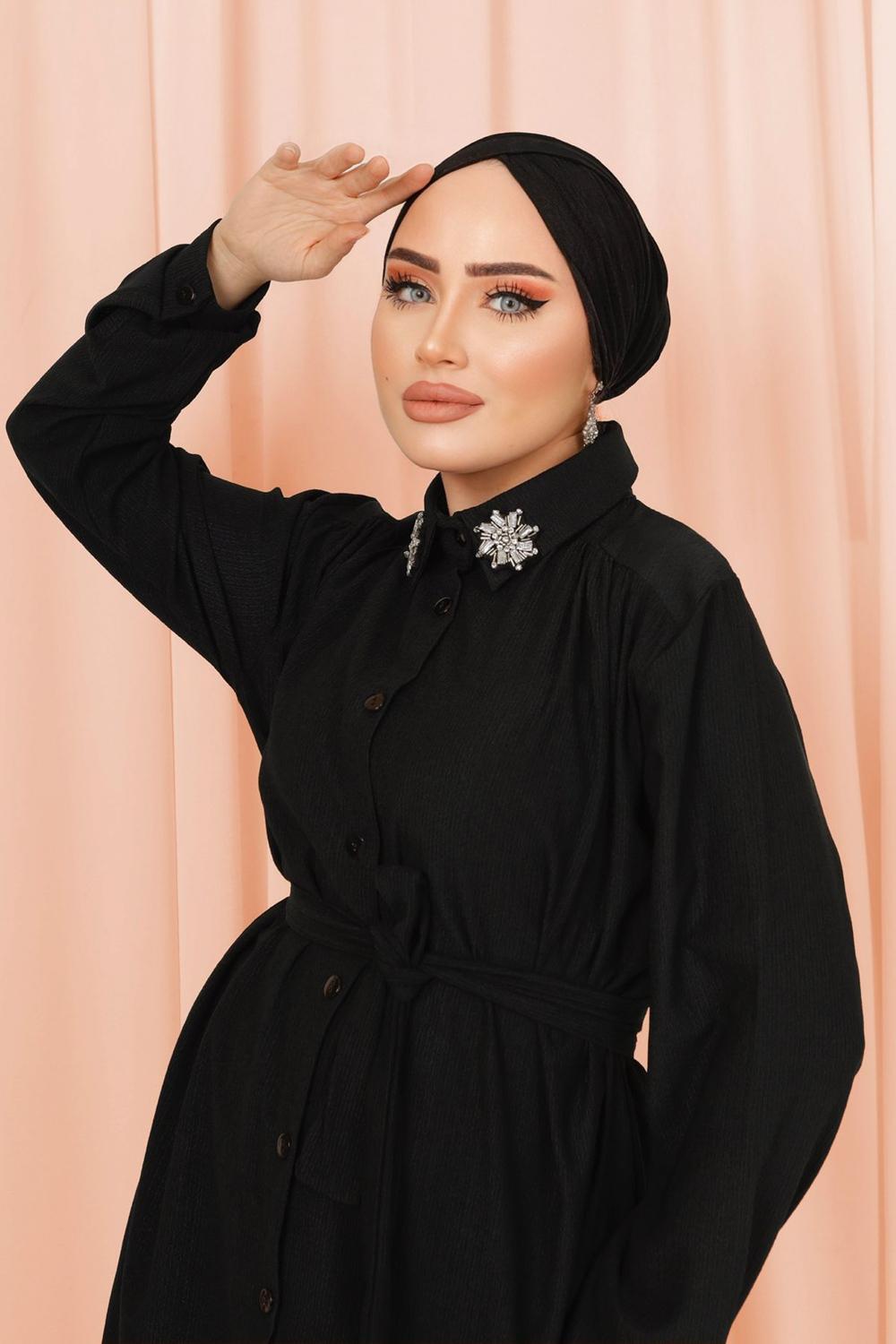 YAKASI SAVAROSKİ TAŞLI BÜRÜMCÜK TAKIM