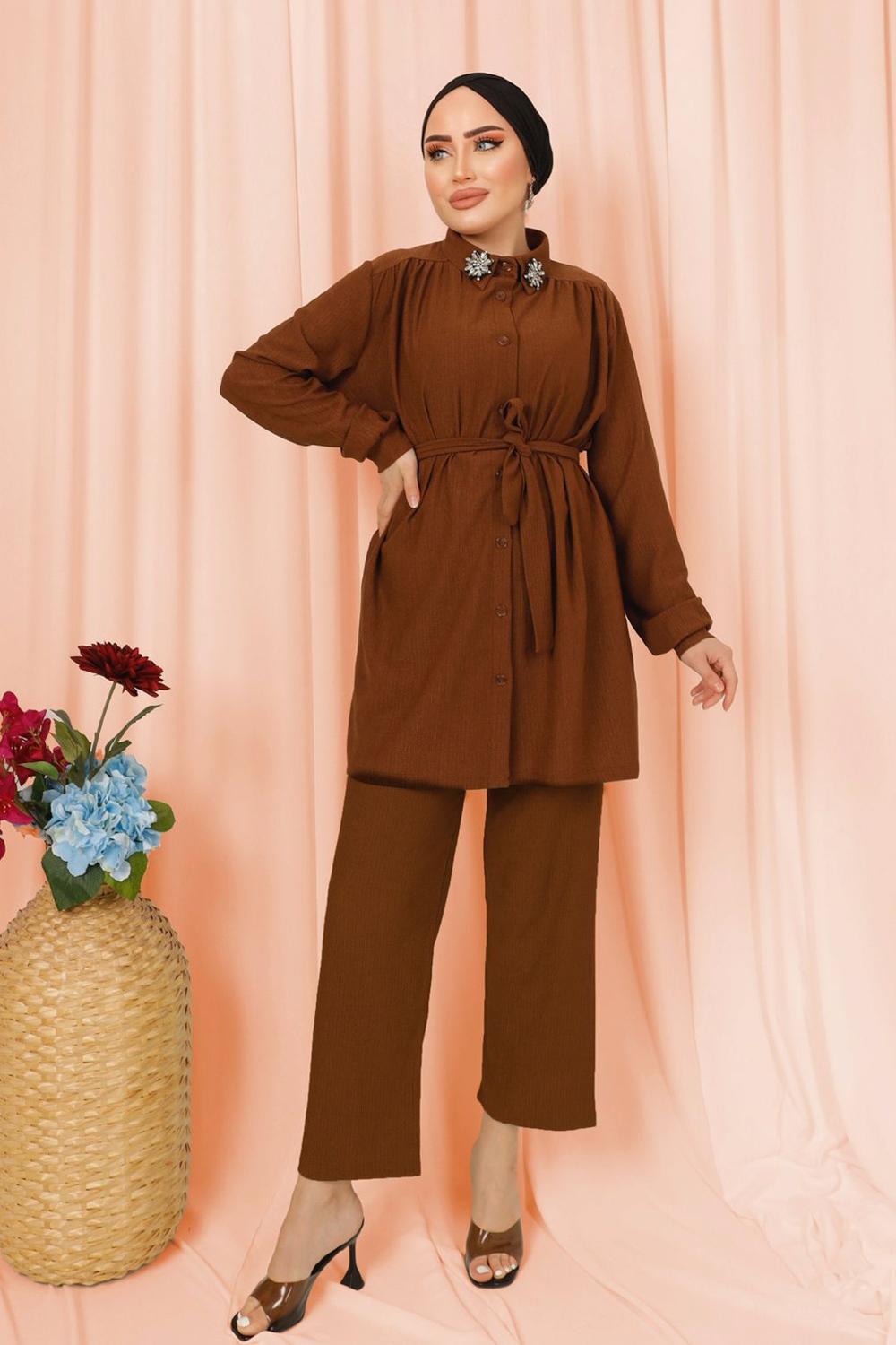 YAKASI SAVAROSKİ TAŞLI BÜRÜMCÜK TAKIM