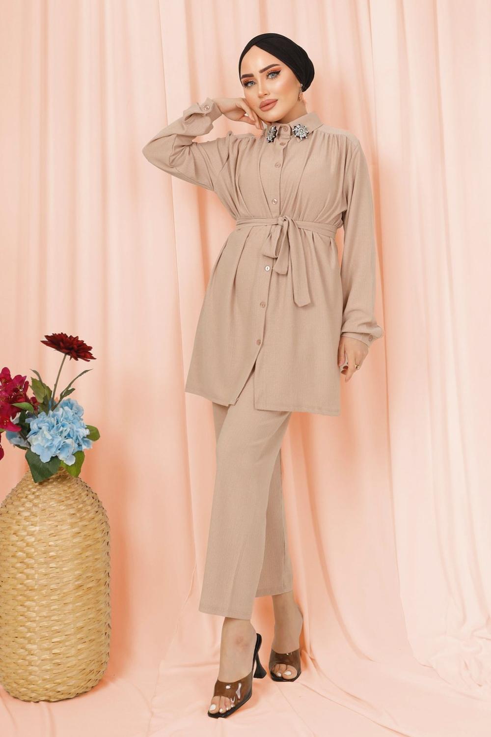 YAKASI SAVAROSKİ TAŞLI BÜRÜMCÜK TAKIM