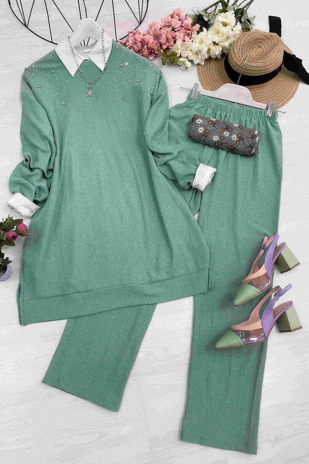 OMUZU TAŞ DETAYLI BÜRÜMCÜK TAKIM