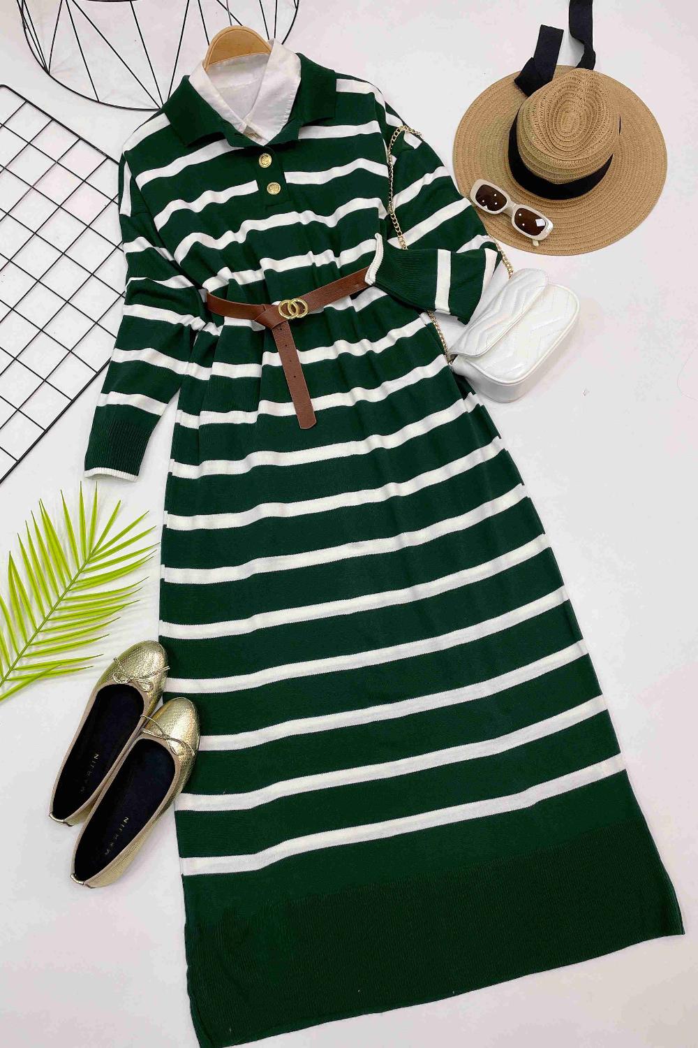 ÇİZGİLİ GOLD DÜGMELİ ELBİSE