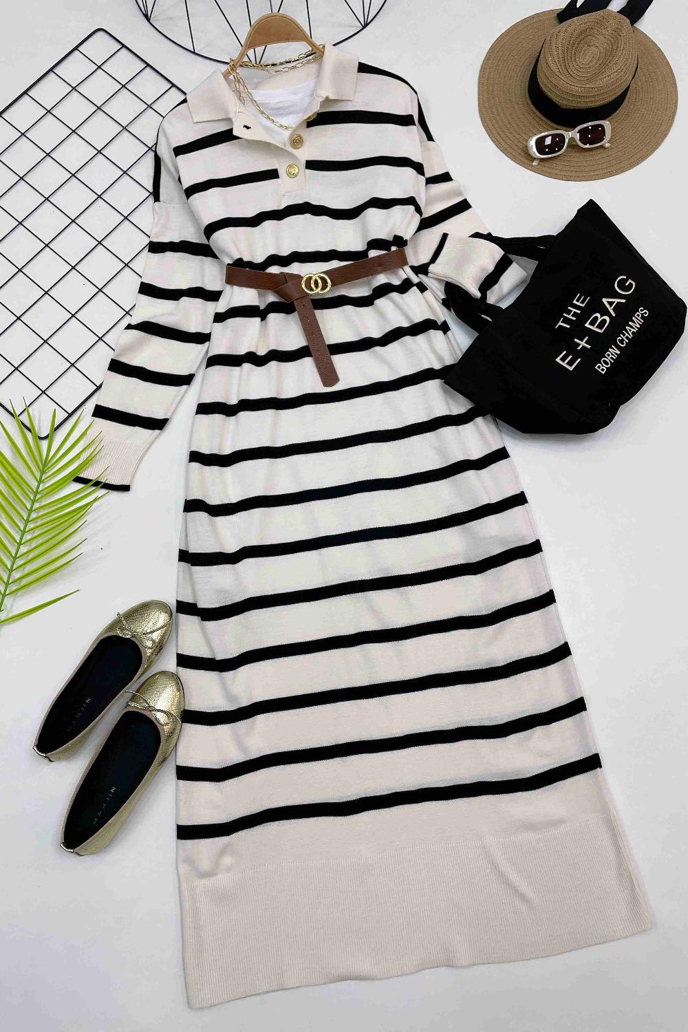 ÇİZGİLİ GOLD DÜGMELİ ELBİSE