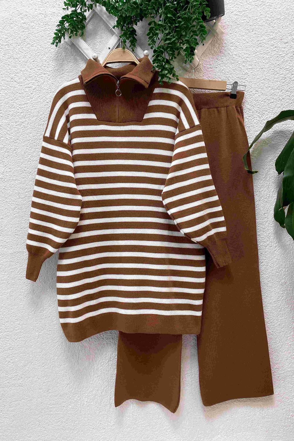 ÇIZGILI  FERMUARLI TAKIM