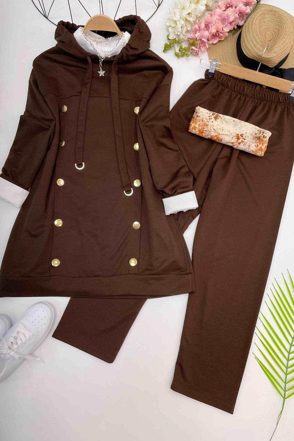 KAPŞONLU GOLD DÜĞMELİ SPOR TAKIM