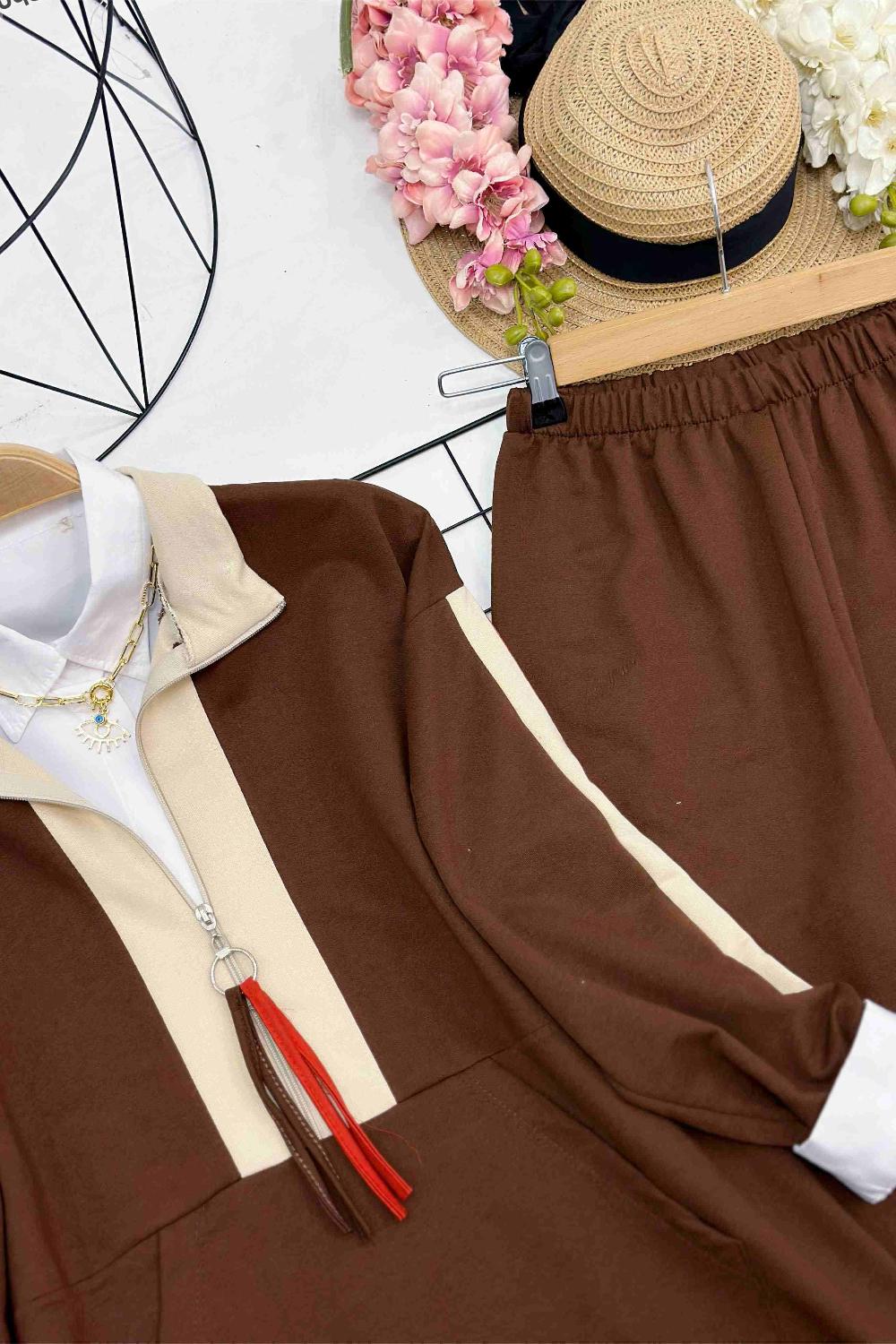 FERMUARI PÜSKÜL DETAYLI SPOR TAKIM