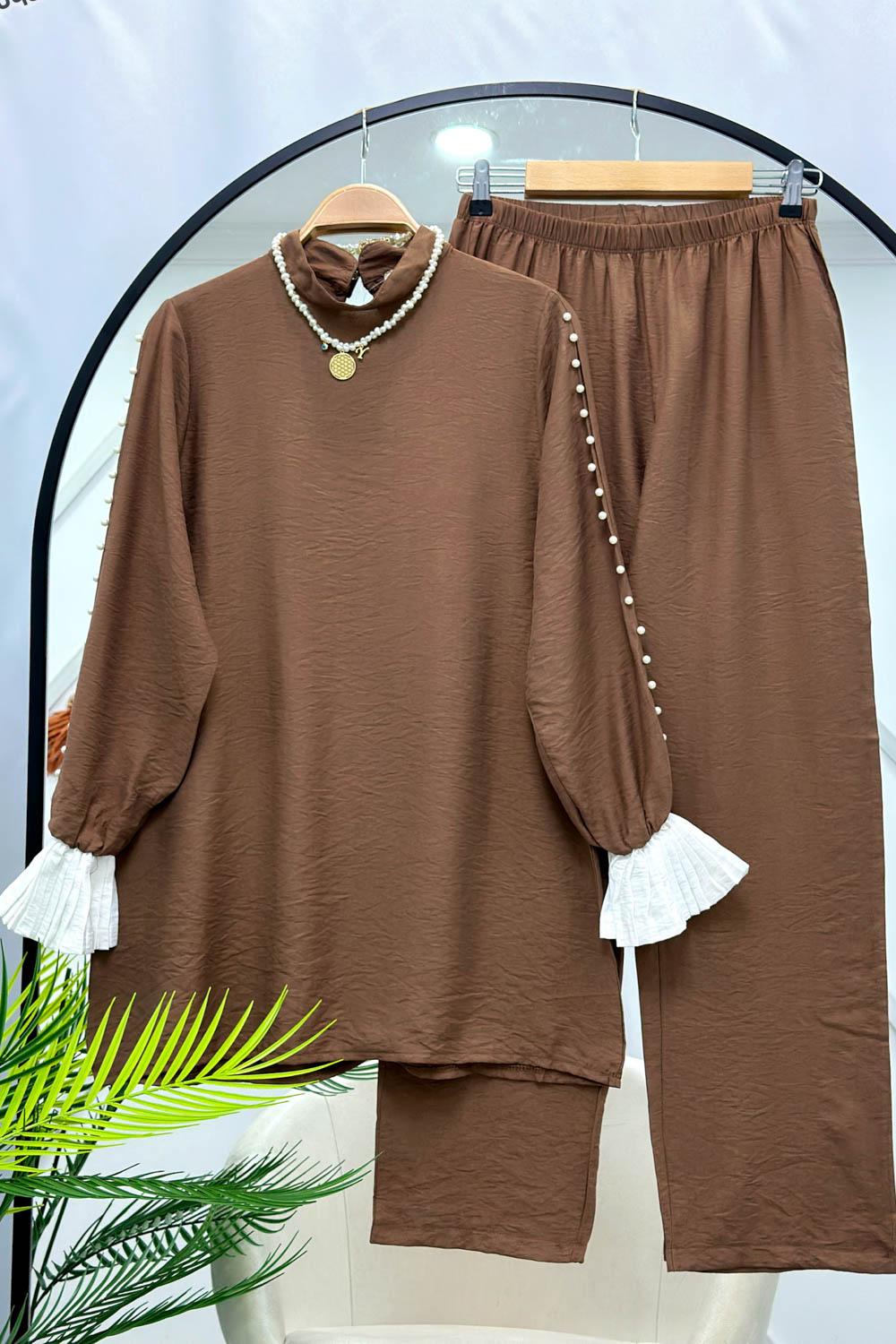 KOLLARI İNCİLİ BROŞLU TAKIM