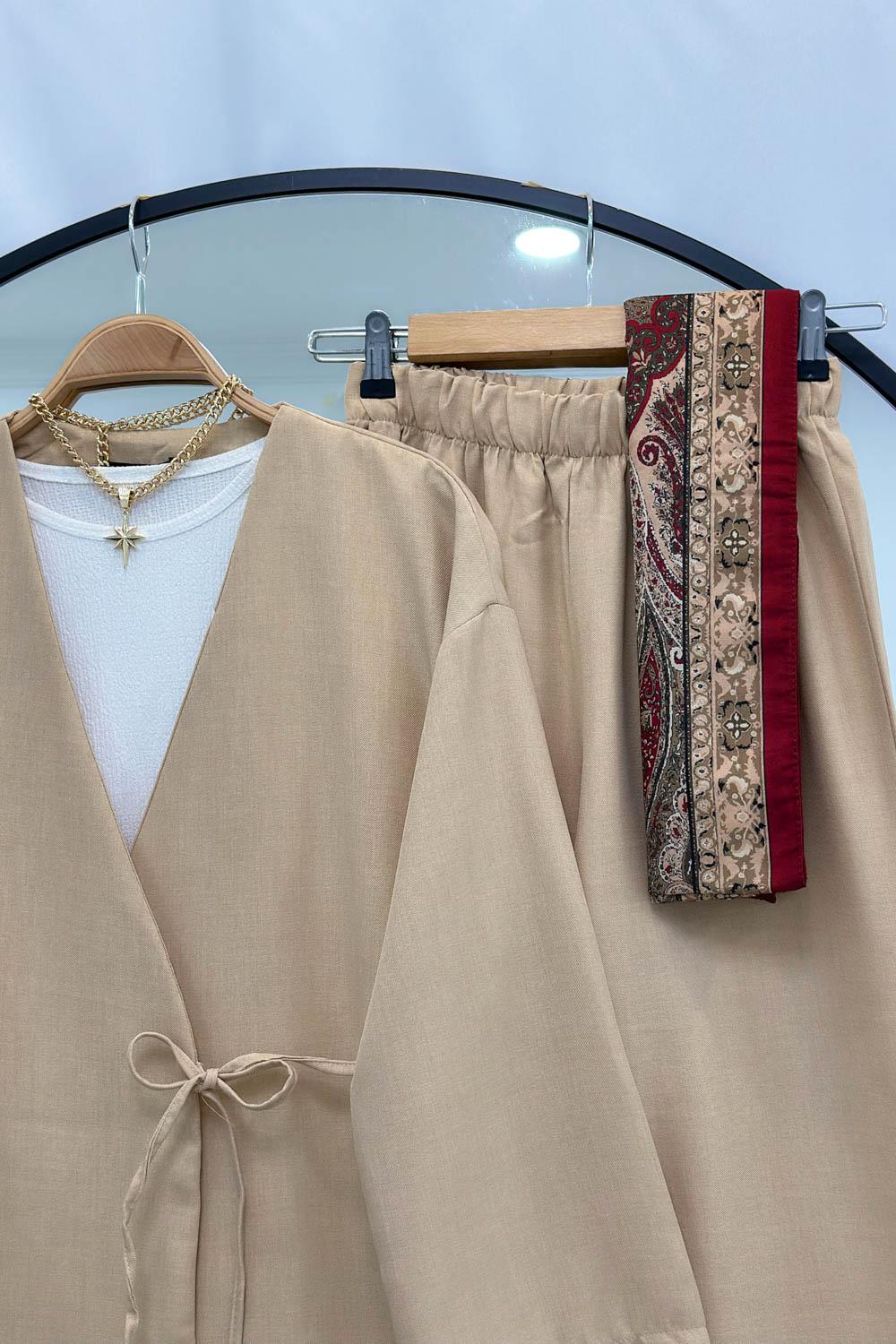 SEVGİ YANDAN BAGLAMALI PANTOLONLU TAKIM