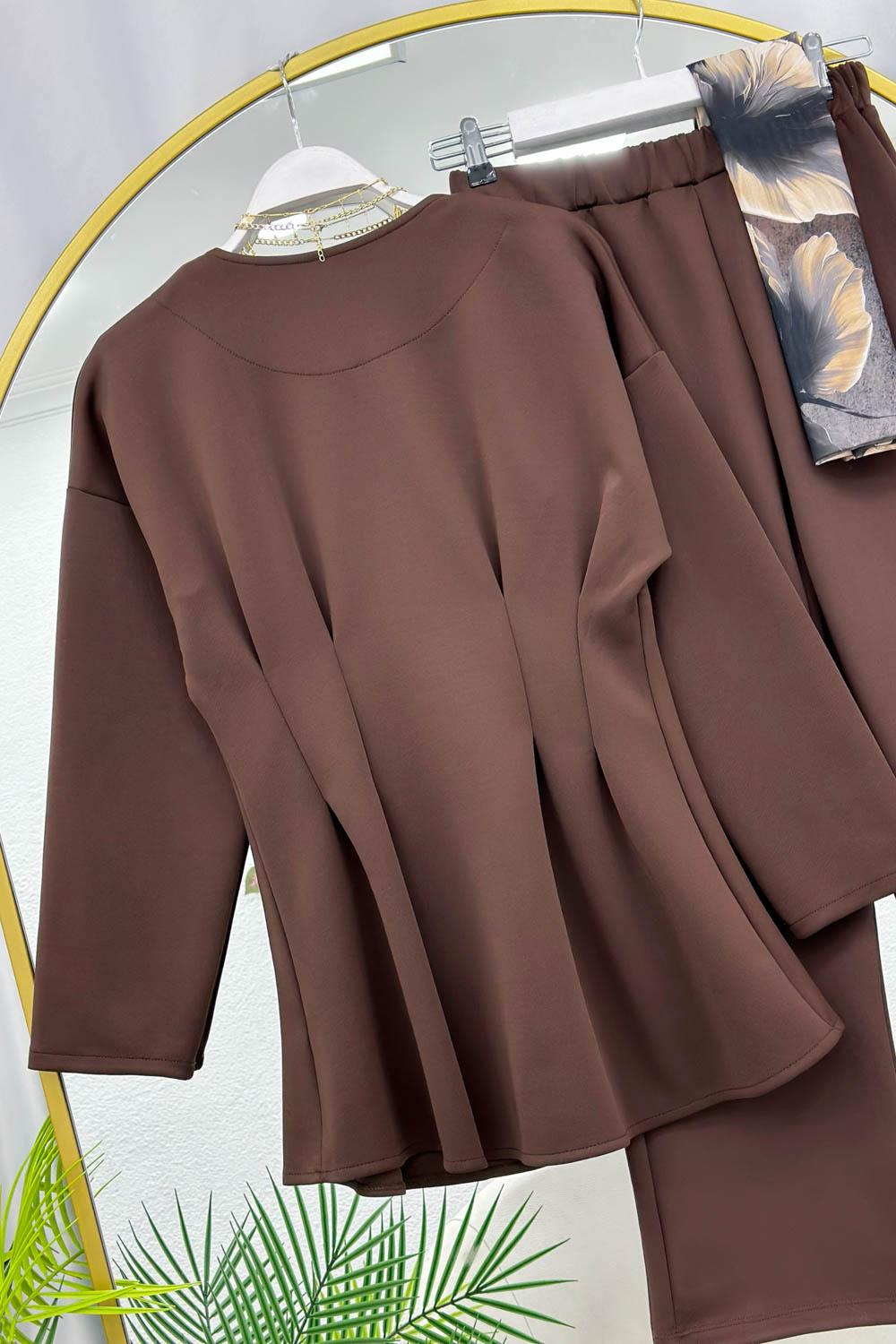 PENS DETAYLI GOLD DÜĞMELİ KADIN SCUBA PANTOLON TAKIM