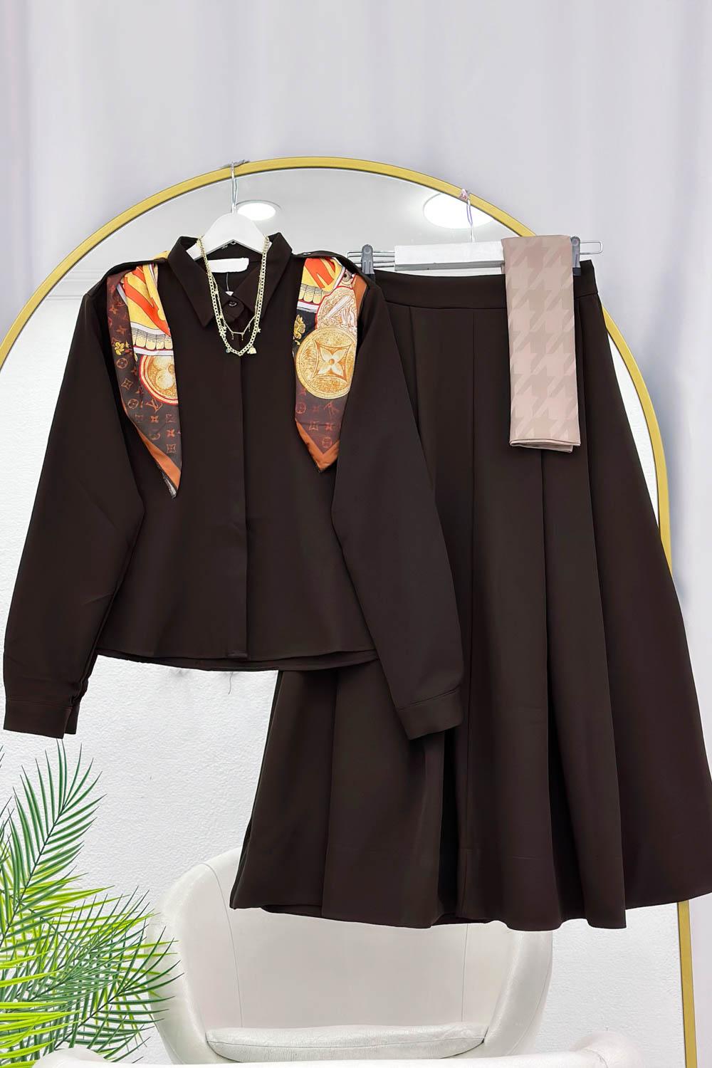 OMUZU FULAR DETAYLI ETEKLİ TAKIM