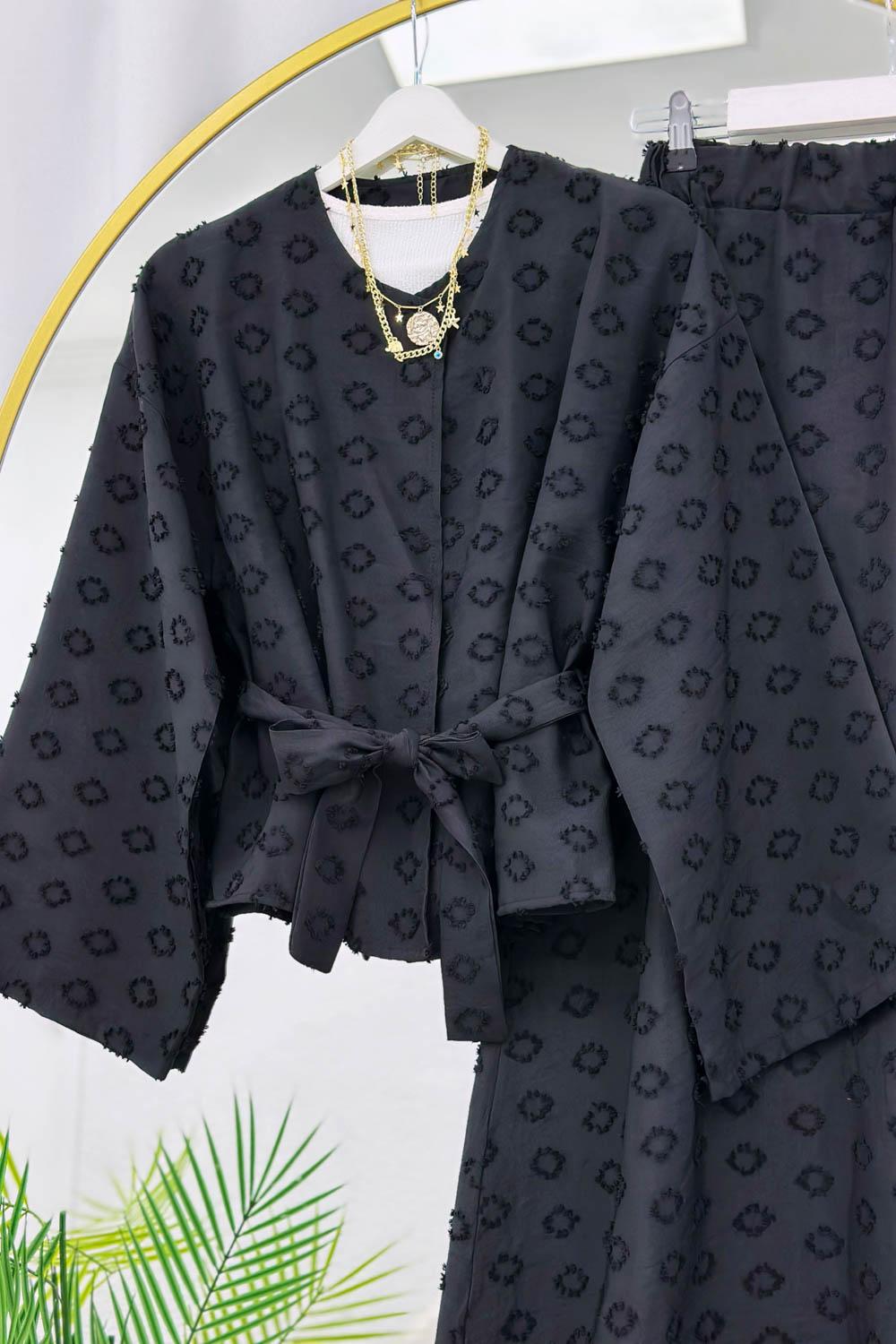 TEK DÜĞMELİ SATEN ETEKLİ TAKIM