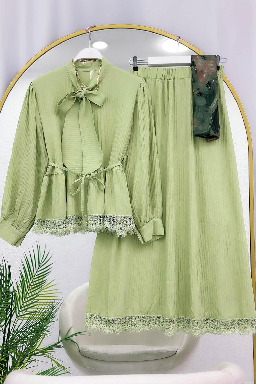 DANTEL DETAYLI KADIN TAKIM