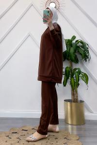 OMUZU TAŞ DETAYLI SPOR  TAKIM