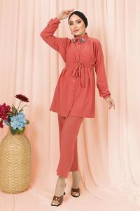 YAKASI SAVAROSKİ TAŞLI BÜRÜMCÜK TAKIM