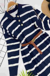 ÇİZGİLİ GOLD DÜGMELİ ELBİSE