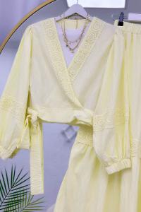 GÜPÜRLÜ BELDEN BAĞLAMALI ETEKLİ TAKIM