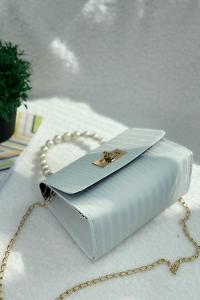 SEVİLLA BEYAZ İNCİLİ SAPLI  ASKILI  KADIN EL VE OMUZ VE  ÇANTASI