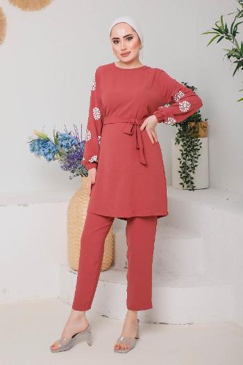 KOLU ÇİÇEK AEROBİN TAKIM