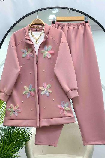 ÇİÇEK DESENLİ TAKIM