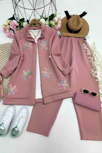 ÇİÇEK DESENLİ TAKIM