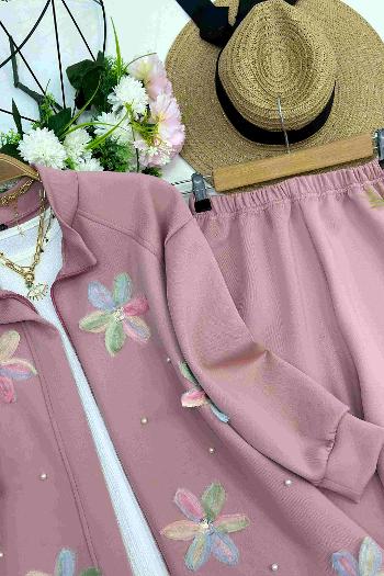 ÇİÇEK DESENLİ TAKIM