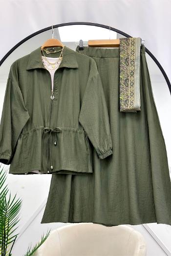 ÇİLEK KUMAŞ BELDEN BÜZGÜLÜ ETEKLİ TAKIM