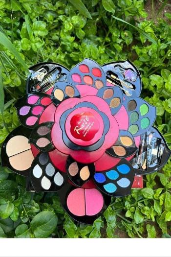 BÜYÜK BOY ROSE KOSMETİK GÜL MAKYAJ SETİ