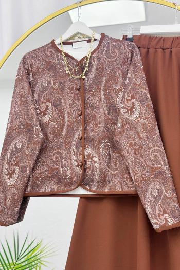 RENK GEÇİŞLİ ÖNÜ DÜĞMELİ ETEKLİ  TAKIM