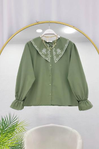 YAKASI İŞLEMELİ KADIN GÖMLEK