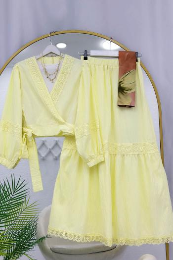 GÜPÜRLÜ BELDEN BAĞLAMALI ETEKLİ TAKIM