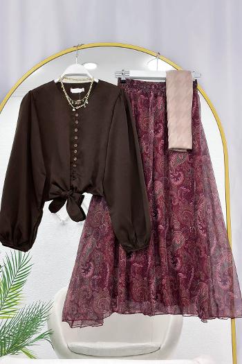 SIRA DÜĞMELİ GÖMLEK ETEKLİ TAKIM