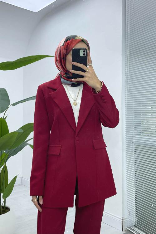 KOLLARI KAPALI DÜĞME DETAYLI  BLAZER  CEKET TAKIM
