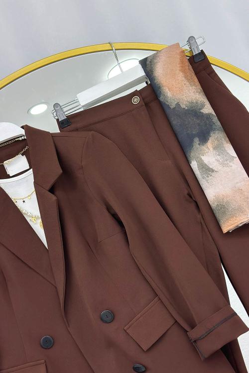 DÖRT DÜĞMELİ BLAZER CEKET TAKIM