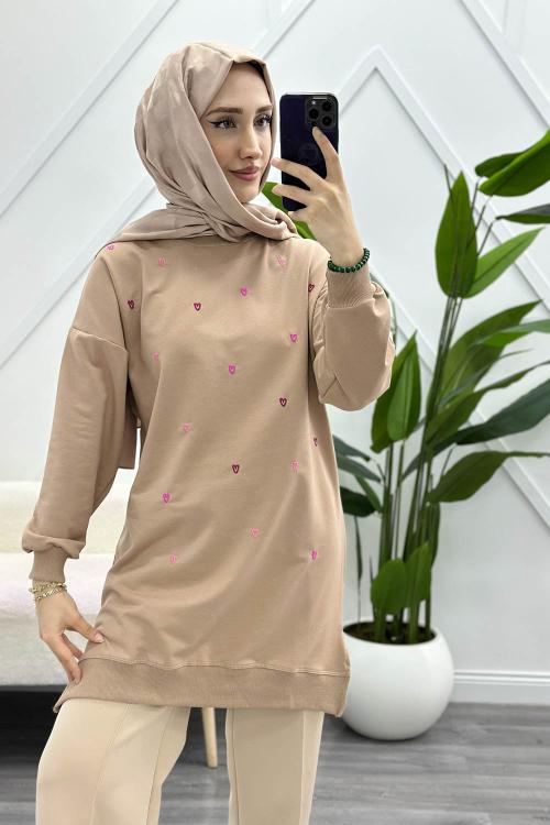 KÜÇÜK KALP NAKIŞ DETAYLI TUNİK