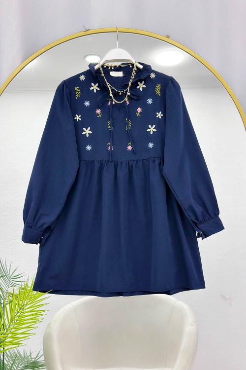 ÇİÇEK NAKIŞLI TUNİK