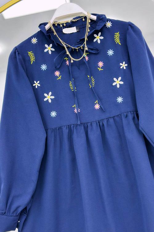 ÇİÇEK NAKIŞLI TUNİK